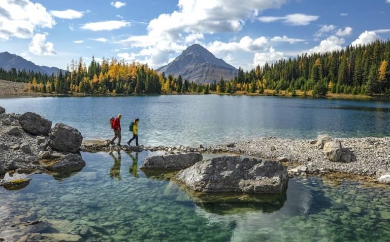 Canada Holidays in Alberta – The Rocky Mountains, Lake Louise, Banff & More!