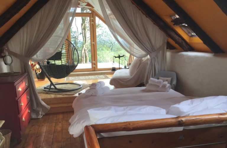 25+ Romantic Getaways in Ireland for the Perfect Couple Escape!