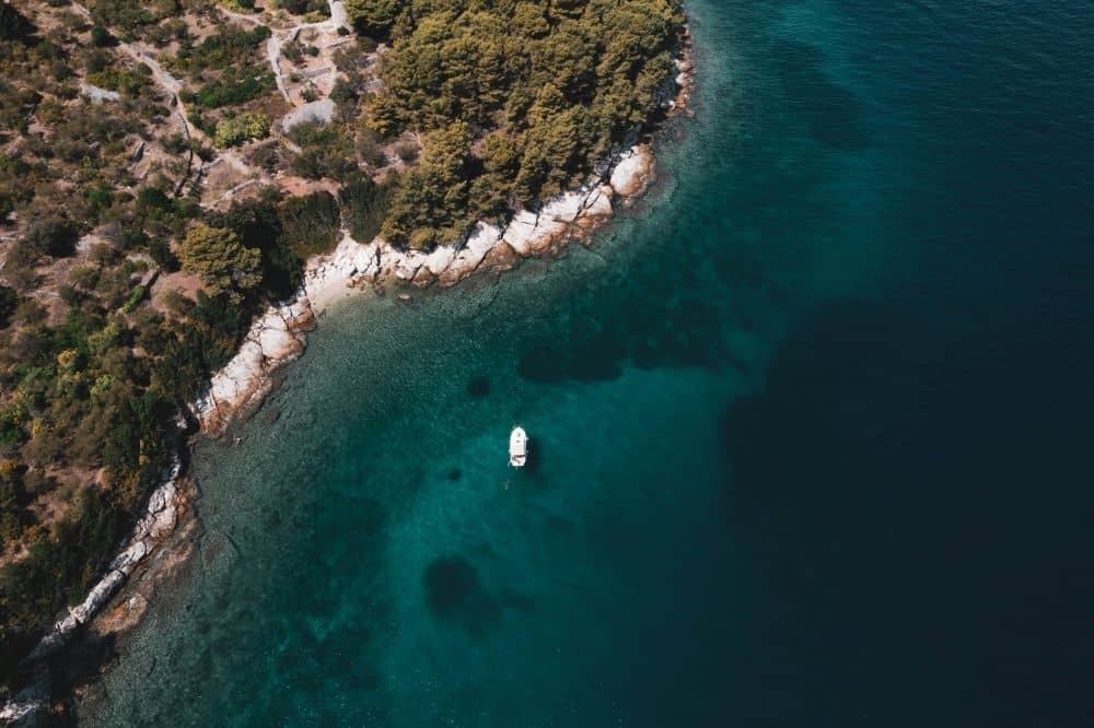 3 island cruise is on of the top things to see in dubrovnik