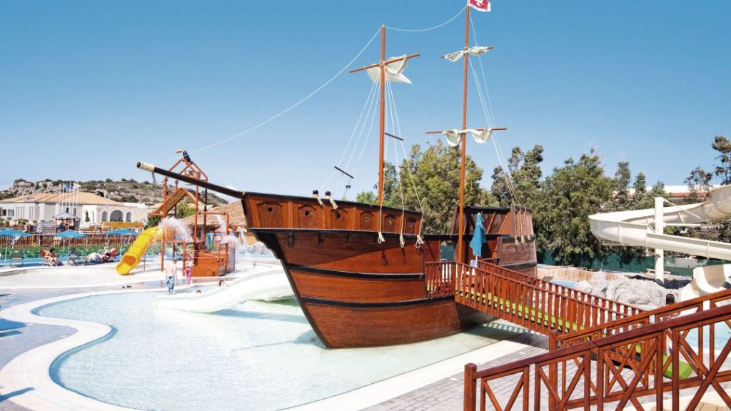 large family holiday deals in Greece