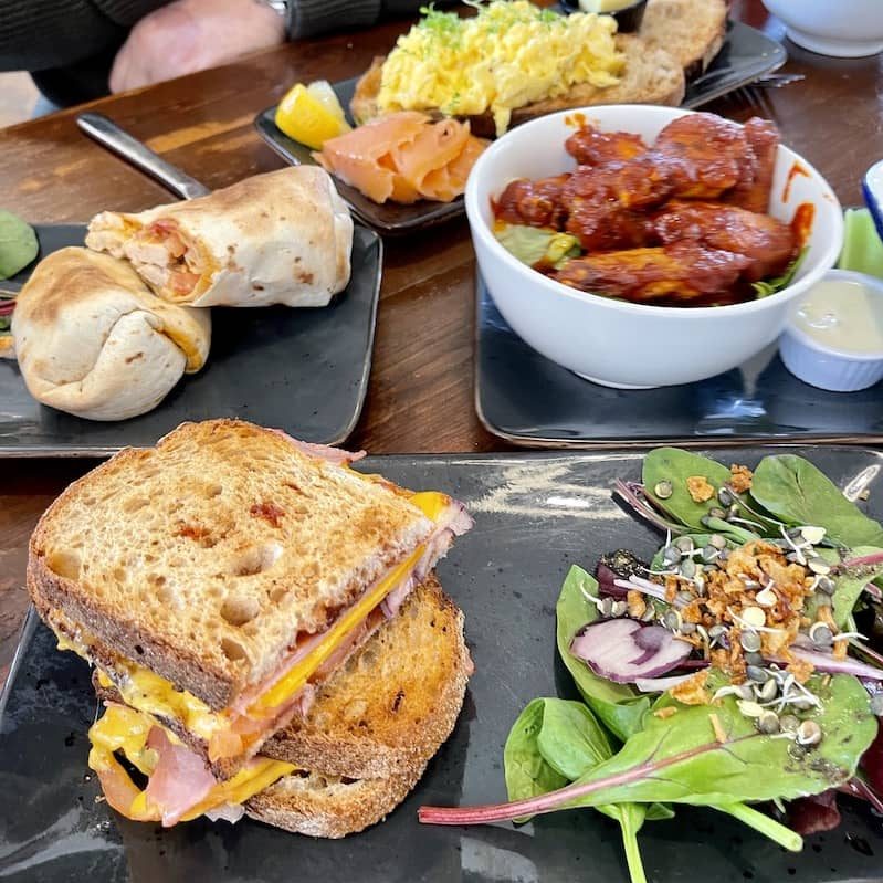 Hollywood Cafe, Wicklow