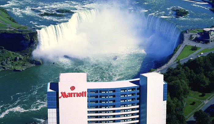 special occasion holidays to Niagara Falls