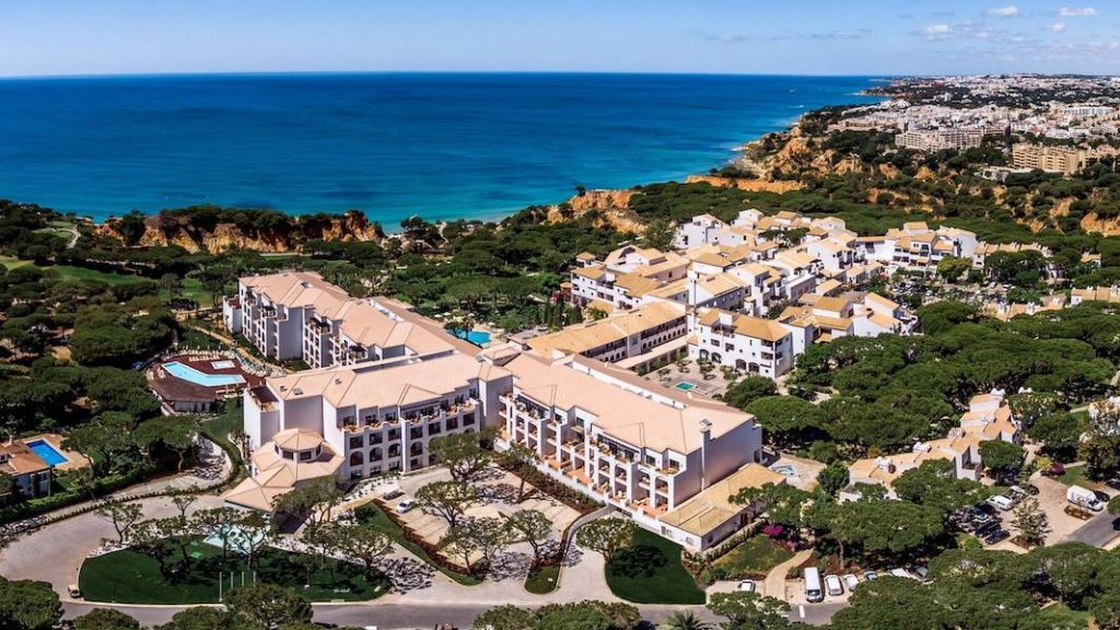 luxury family holidays to Pine Cliffs Algarve from Shannon airport
