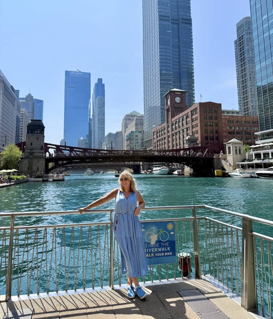 The Riverwalk is one of the top things to do in Chicago