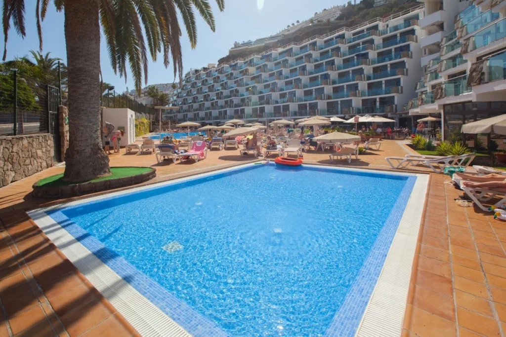 Revoli Playa, Gran Canaria 2026 holidays